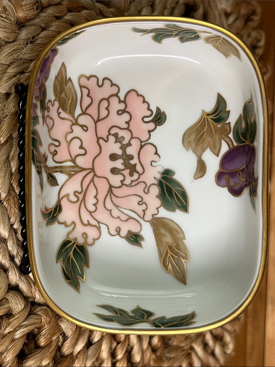 Fitz and Floyd Other - Discontinued Fitz&Floyd “Cloisonné Peony” Patterned - Soap Dish, With Gold Trim